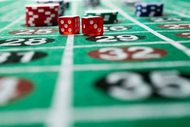 Live Sic Bo dealer and dice on macan33 login